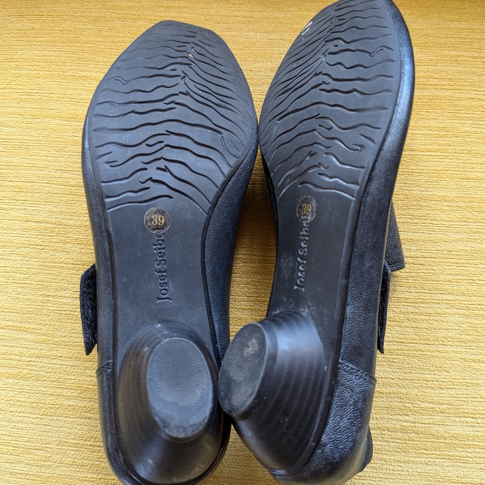 Josef Seibel - Tina Distressed Blue-Grey Leather Pumps, Size 8.5 - Picture 4 of 5
